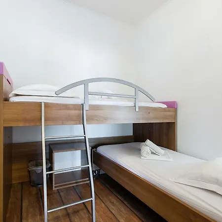 Apartament Modern In With Jacuzzi Podstrana
