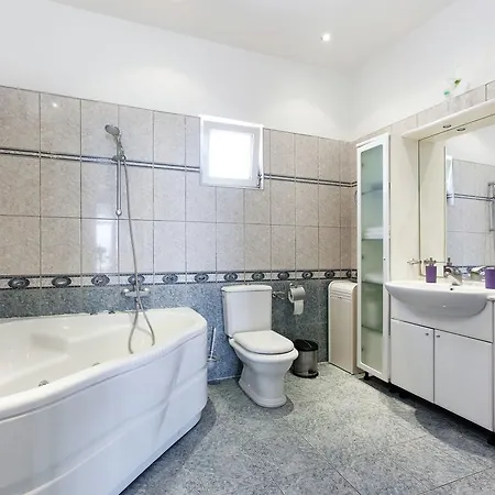 Seaside Escape, Διαμέρισμα Ποντστράνα