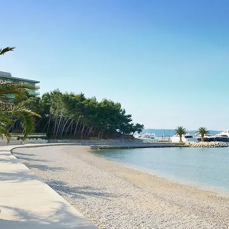 Διαμέρισμα Seaside Escape, *